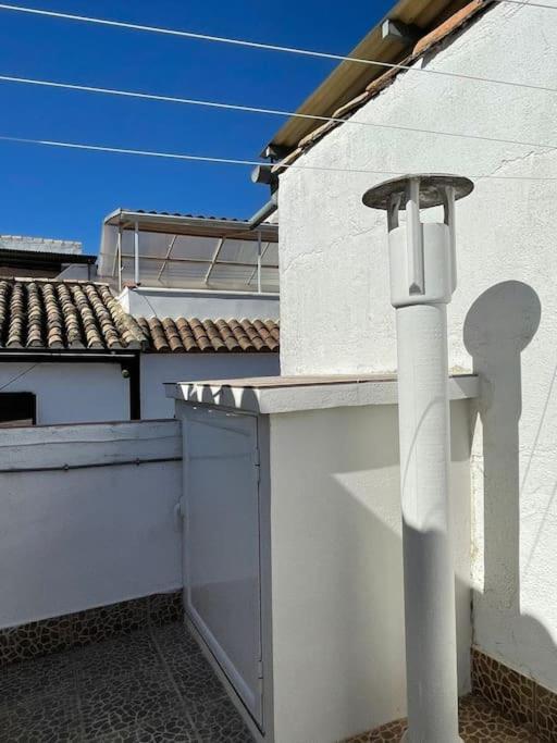 Casita Al Completo En *