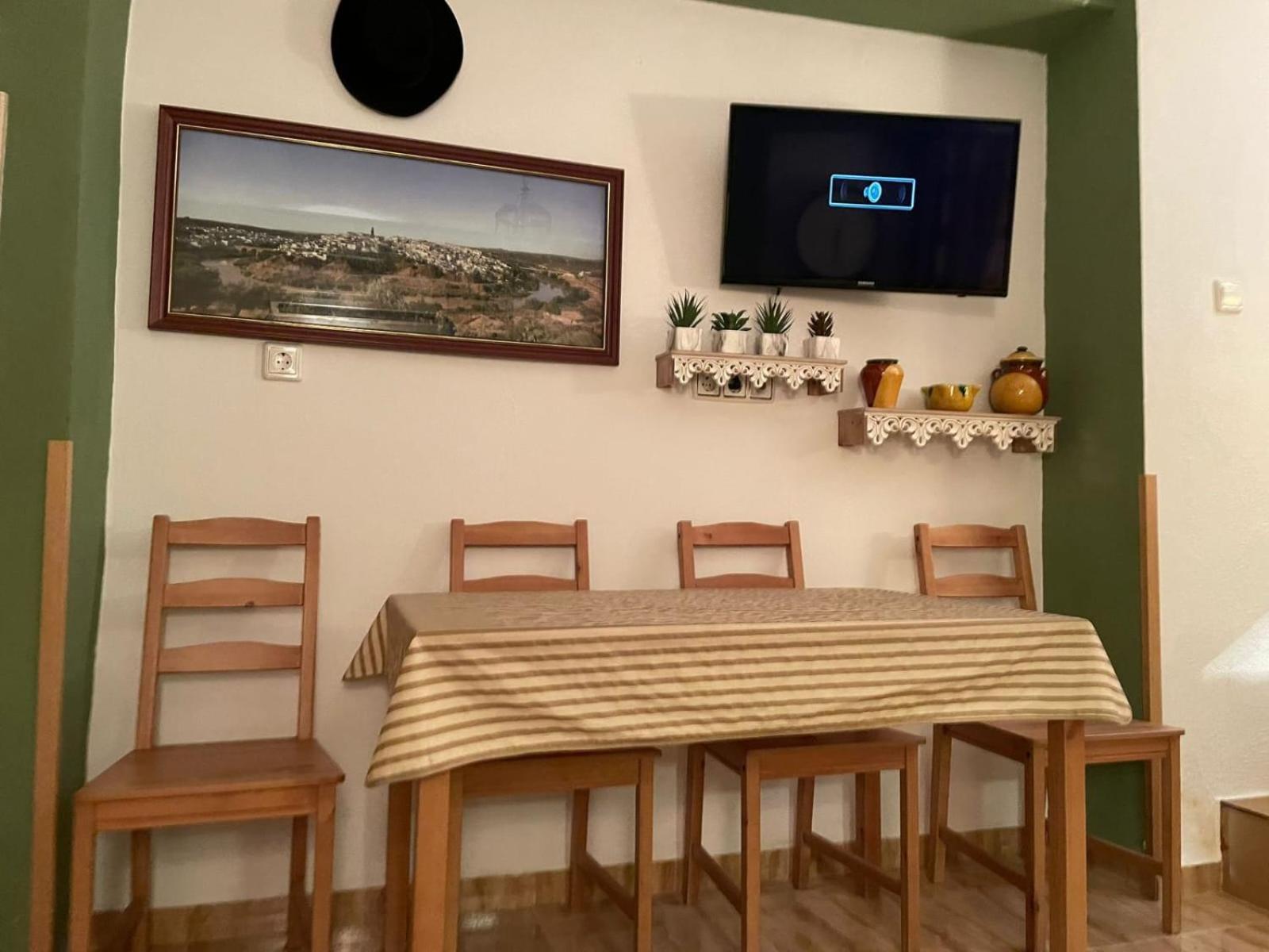 Casita Al Completo En *