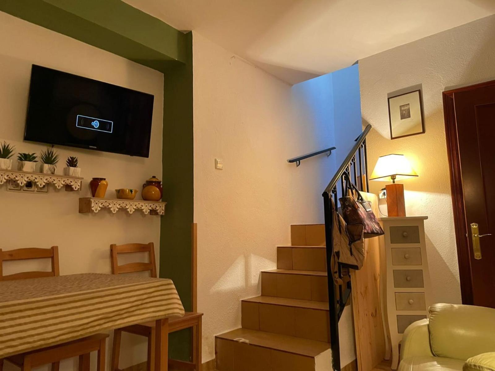 Casita Al Completo En *
